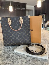 Louis Vuitton Monogram Canvas