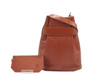 LOUIS VUITTON Sac de Paul