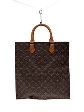 LOUIS VUITTON 1) Sac Plat