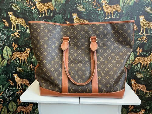 Louis vuitton monogram canvas - vuitton,